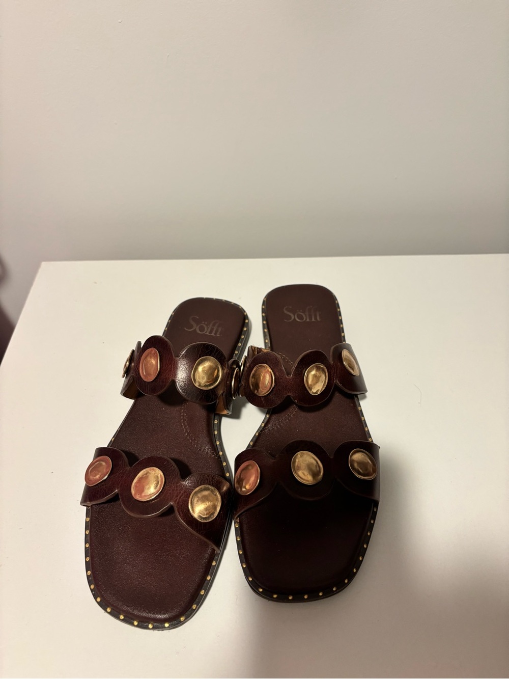 💕NEW Sofft Leather Studded Sandal💕 - Picture 3 of 7